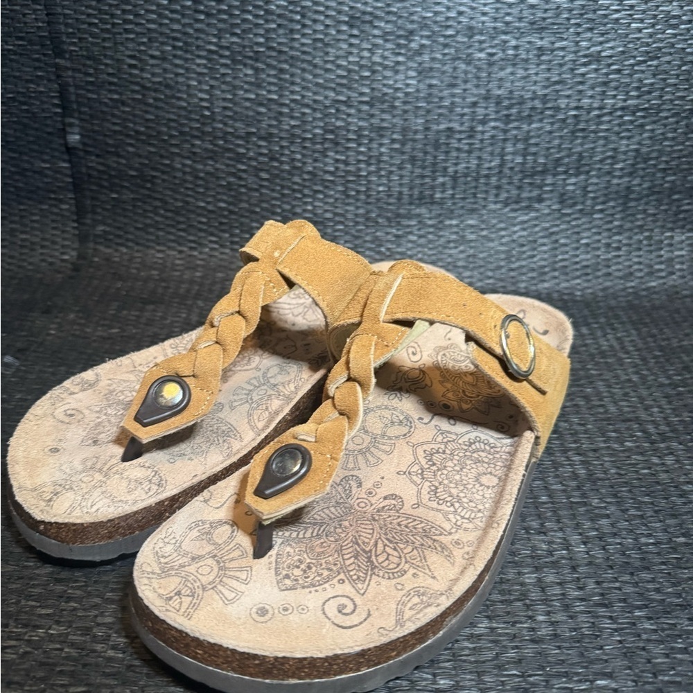 Muk Luks Braided Tan Sandals with Floral Insole